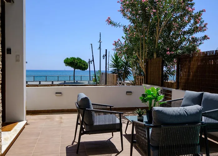 Paradise Apartment With Private Pool & Sea View